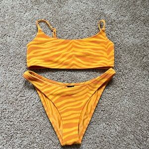Triangl bikini size small